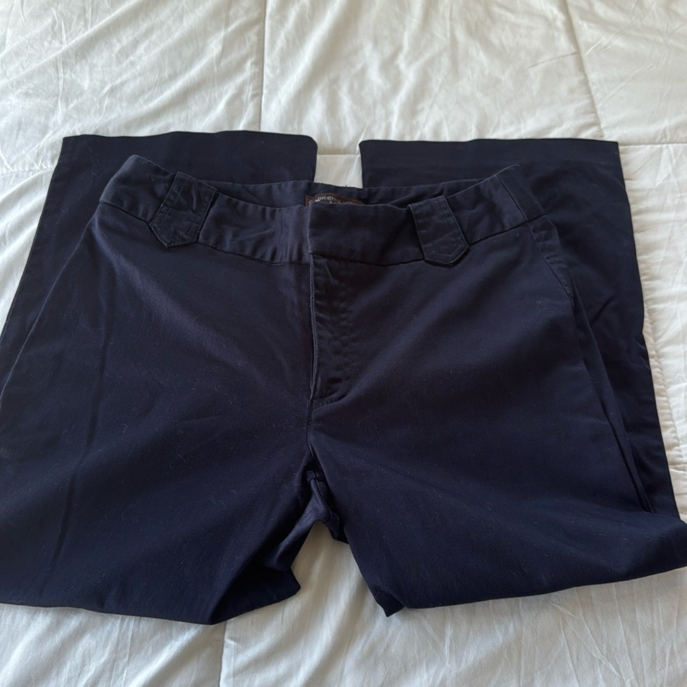 Adrienne Vittadini capris size 4